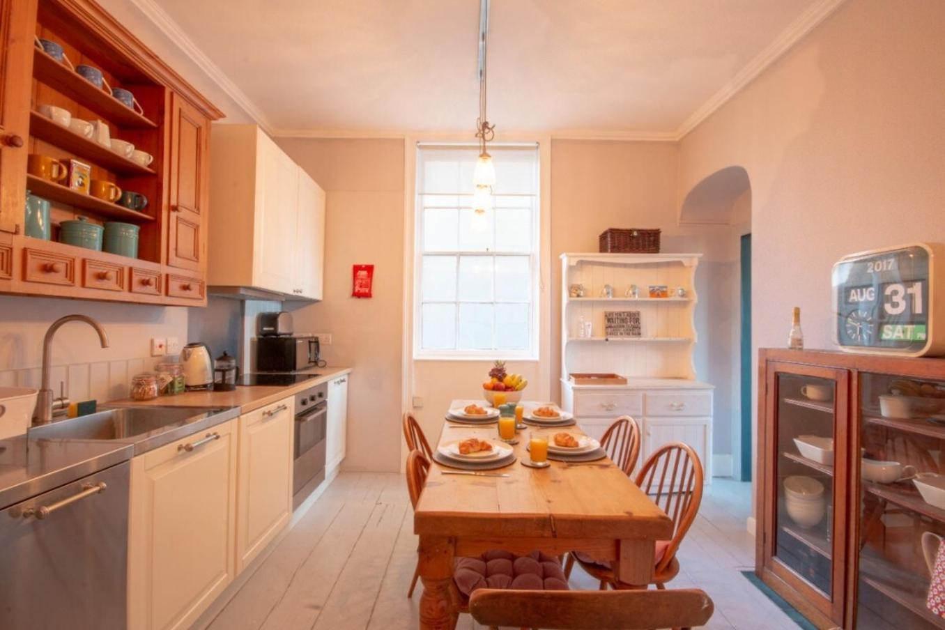 Victorian Apartment With Sea Views By Adliv Host แรมส์เกท ภายนอก รูปภาพ